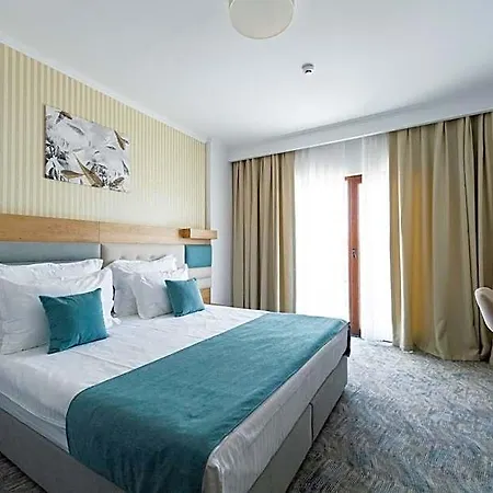 Szálloda Manor 4*